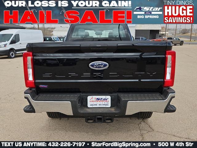 Photo of 2025 Agate Black Metallic Ford F-250