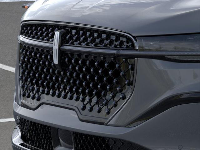 Photo of 2025 Lustrous Gray Metallic Clearcoat Lincoln Nautilus