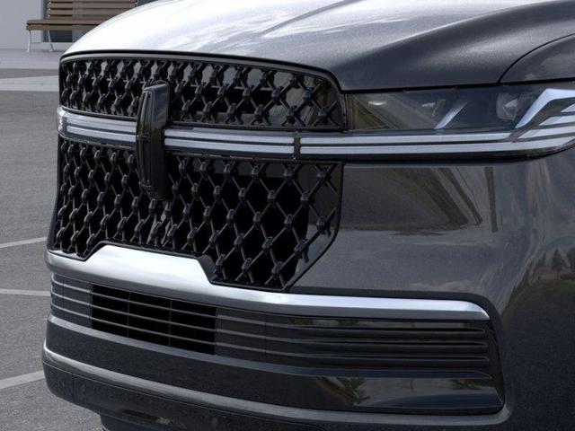 Photo of 2025 Starlight Gray Metallic Lincoln Navigator