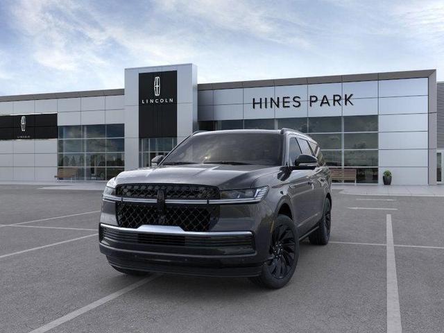 Photo of 2025 Starlight Gray Metallic Lincoln Navigator