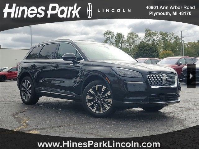 Photo of 2022 Infinite Black Metallic Clearcoat Lincoln Corsair