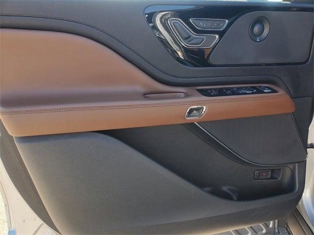 Photo of 2022 Radiance Lincoln Aviator