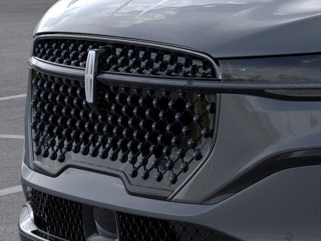 Photo of 2025 Lustrous Gray Metallic Clearcoat Lincoln Nautilus