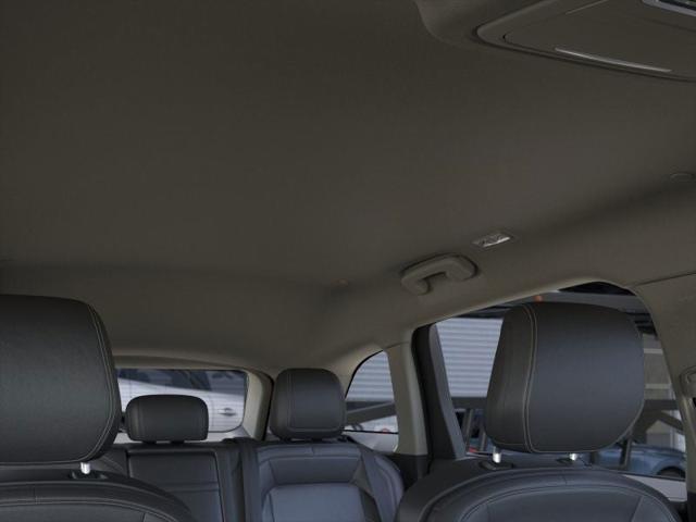 Photo of 2025 Red Carpet Metallic Tinted Clearcoat Lincoln Nautilus