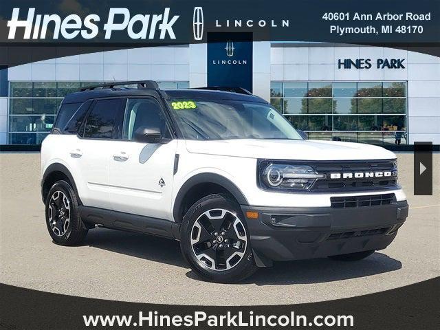 Photo of 2023 Oxford White Ford Bronco Sport