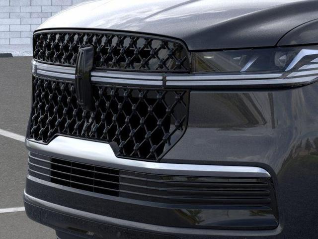 Photo of 2025 Starlight Gray Metallic Lincoln Navigator