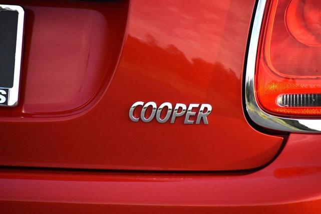 Photo of 2016 Red MINI Hardtop
