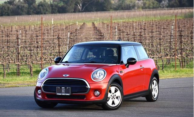 Photo of 2016 Red MINI Hardtop