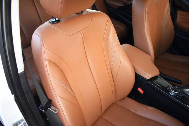 Photo of 2015 Mineral White Metallic BMW 335