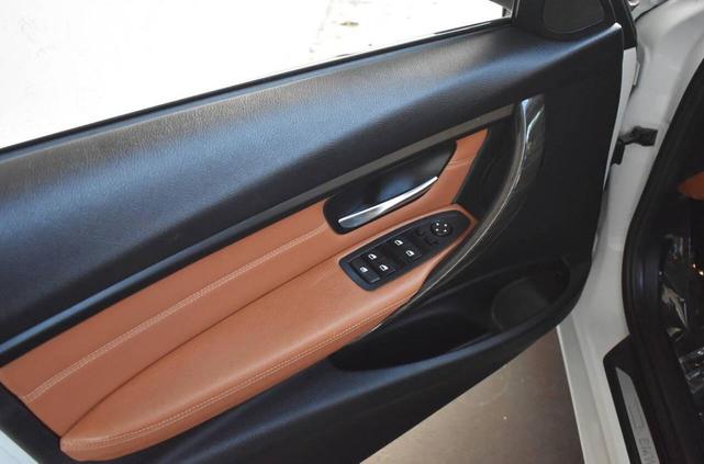 Photo of 2015 Mineral White Metallic BMW 335