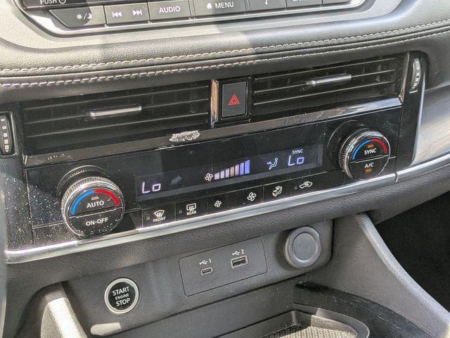 Photo of 2021 Gun Metallic Nissan Rogue