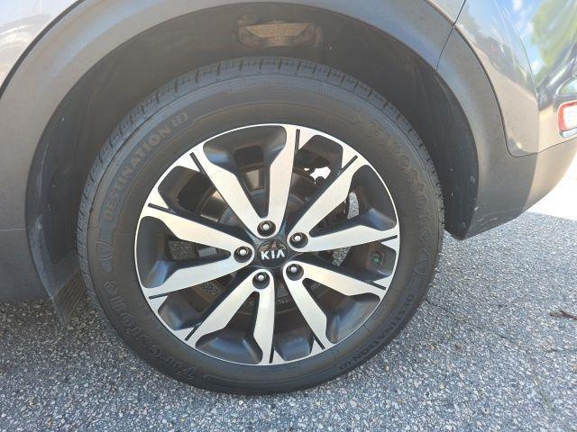 Photo of 2018 Mineral Silver Kia Sportage