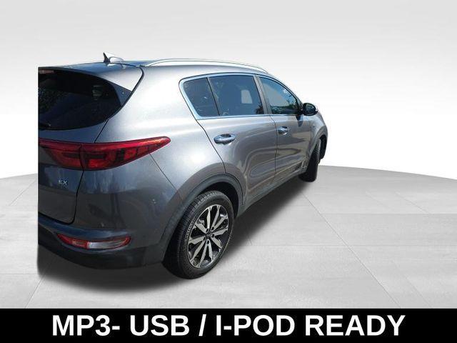 Photo of 2018 Mineral Silver Kia Sportage