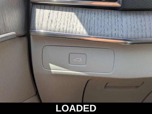 Photo of 2023 Onyx Black Metallic Volvo XC90