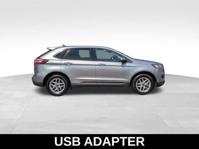 Photo of 2021 Silver Ford Edge