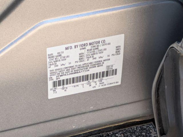 Photo of 2021 Silver Ford Edge