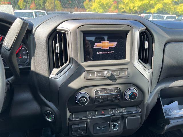 Photo of 2025 Summit White Chevrolet Silverado 2500