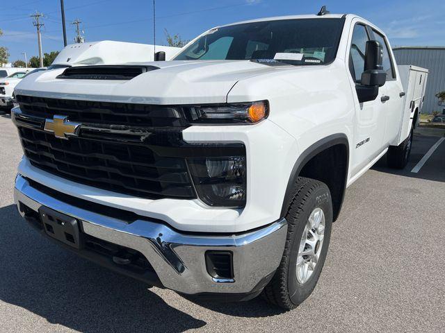 Photo of 2025 Summit White Chevrolet Silverado 2500