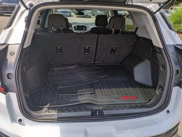 Photo of 2019 Summit White GMC Terrain