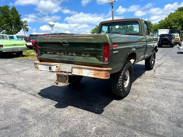 Photo of 1975 Green Ford F-250