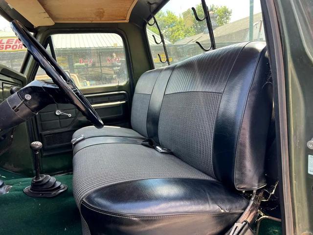 Photo of 1975 Green Ford F-250