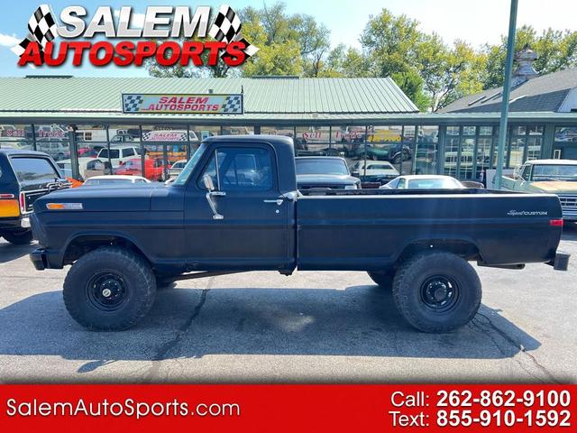 Photo of 1972 Black Ford F-250