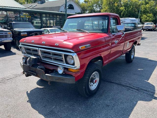 Photo of 1972 Red Ford F-250