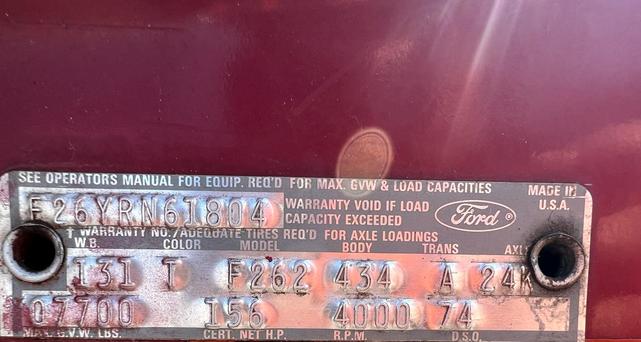 Photo of 1972 Red Ford F-250