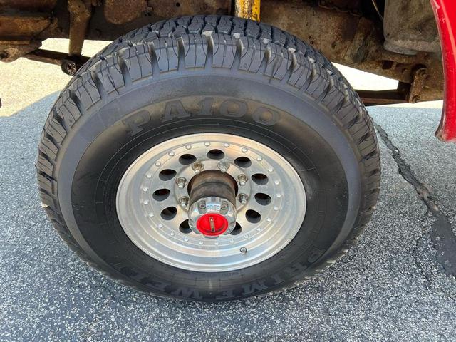 Photo of 1972 Red Ford F-250