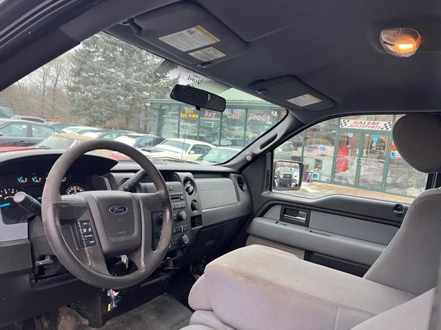 Photo of 2014 Oxford White Ford F-150