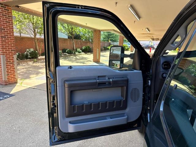 Photo of 2015 Green Gem Metallic Ford F-250