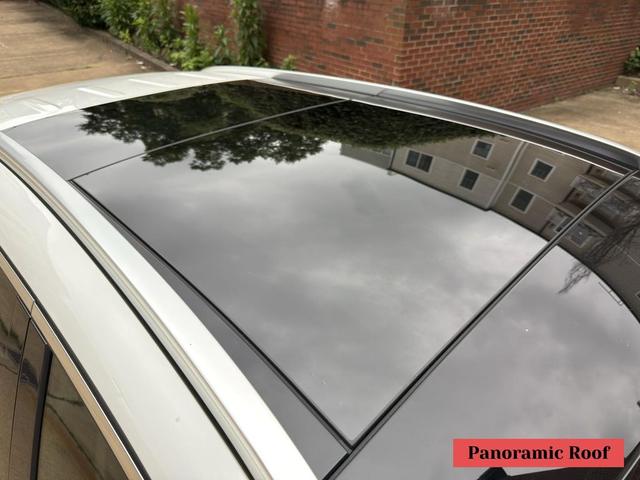 Photo of 2022 Polar White Mercedes-Benz GLC 300