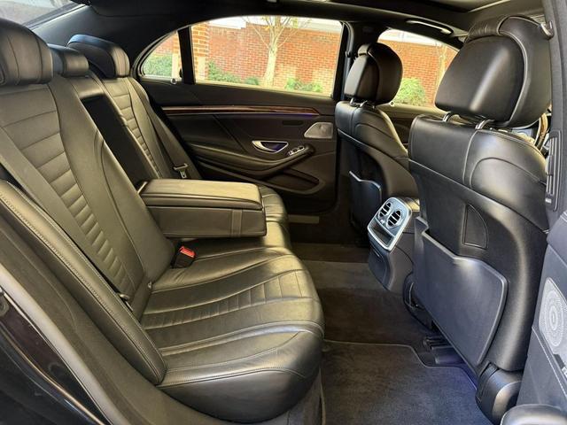 Photo of 2015 Black Mercedes-Benz S-Class