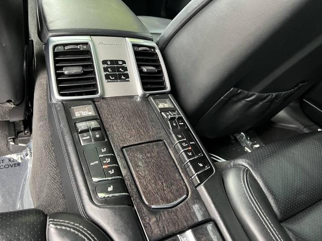 Photo of 2012 Carrara White Porsche Panamera
