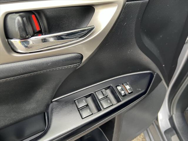 Photo of 2015 Gray Lexus CT 200h