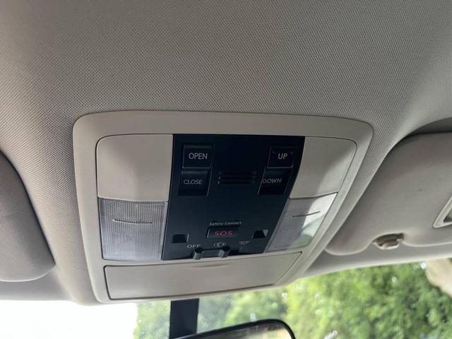 Photo of 2015 Gray Lexus CT 200h