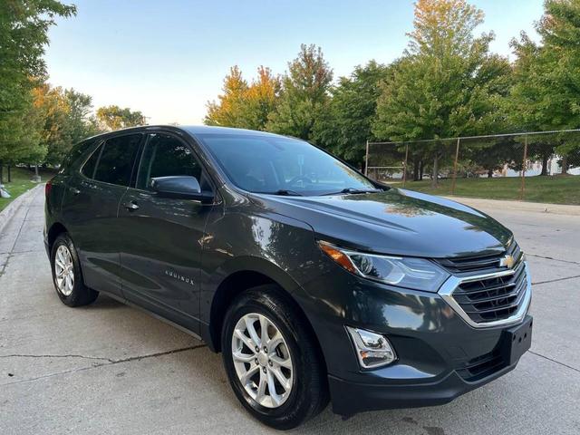 Photo of 2018 Nightfall Gray Metallic Chevrolet Equinox