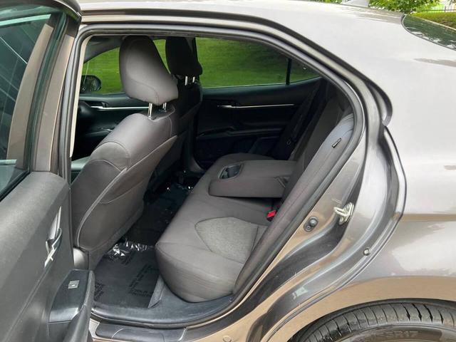 Photo of 2020 Predawn Gray Mica Toyota Camry