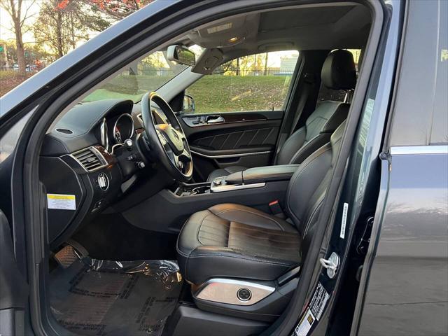Photo of 2013 Steel Gray Metallic Mercedes-Benz GL-Class