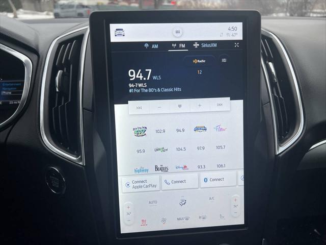 Photo of 2021 Red Ford Edge