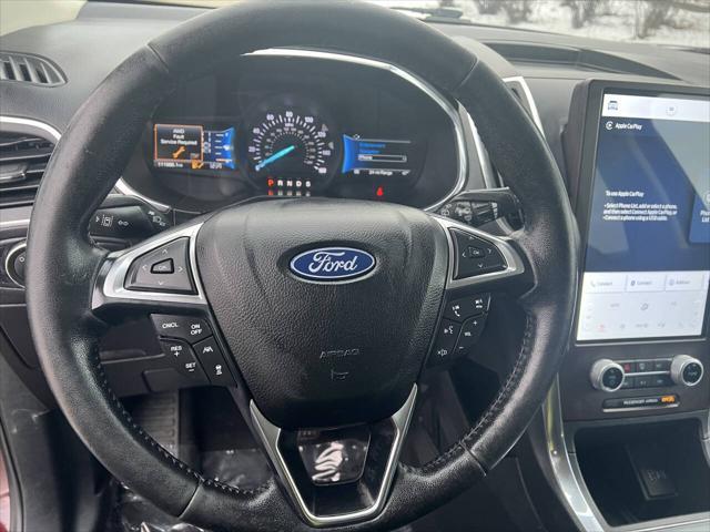 Photo of 2021 Red Ford Edge