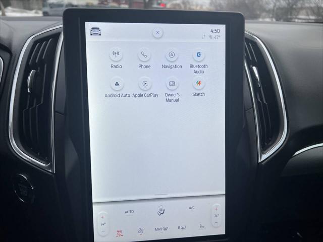Photo of 2021 Red Ford Edge