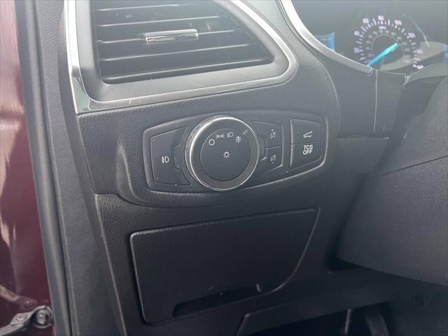 Photo of 2021 Red Ford Edge