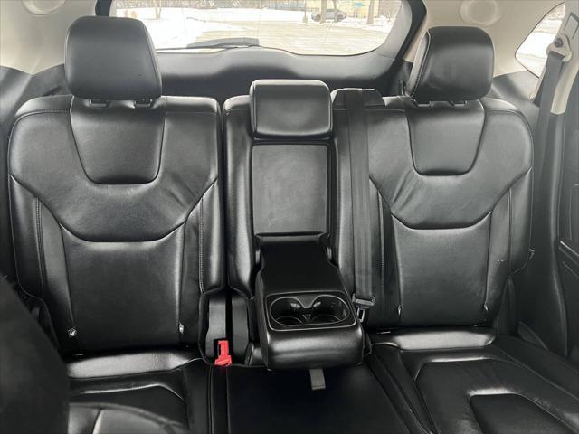 Photo of 2021 Red Ford Edge