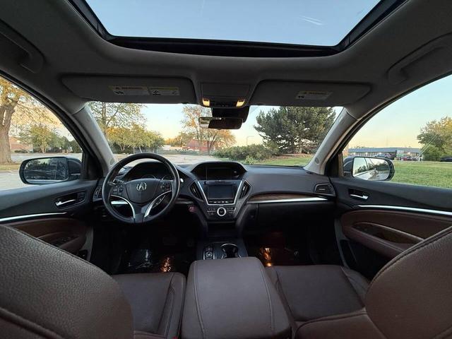 Photo of 2019 Gray Acura MDX
