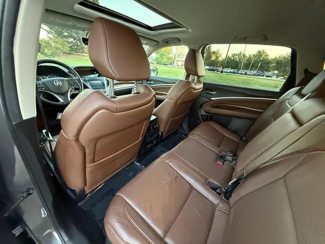 Photo of 2019 Gray Acura MDX