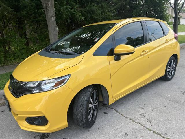 Photo of 2018 Helios Yellow Pearl Honda Fit