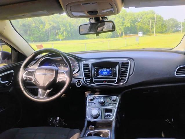 Photo of 2016 Black Clearcoat Chrysler 200