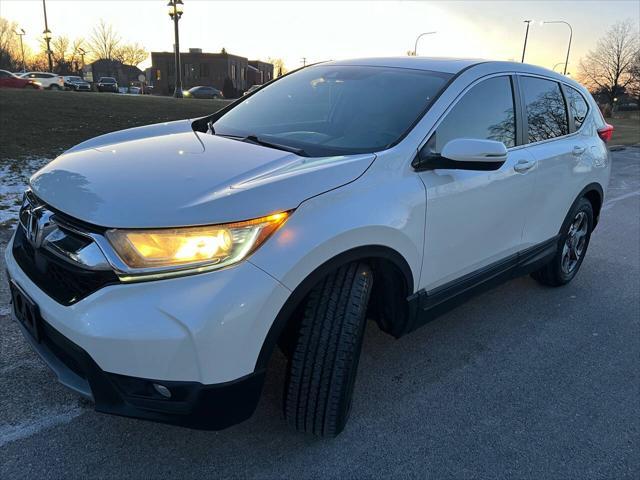 Photo of 2018 White Diamond Pearl Honda CR-V