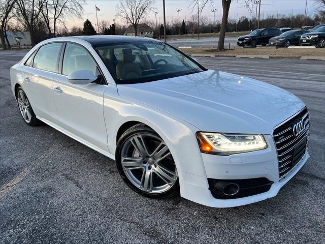 Photo of 2016 White Audi A8